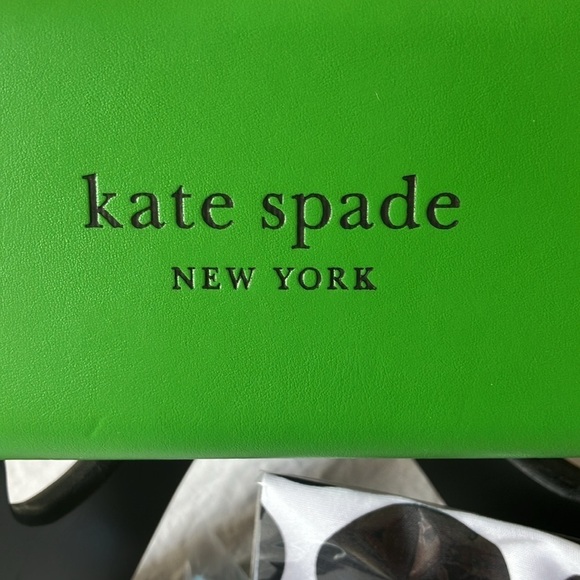Kate Spade: Maryam Gold Tone Wire Frame sunglasses- Gray Gradient - Picture 2 of 16